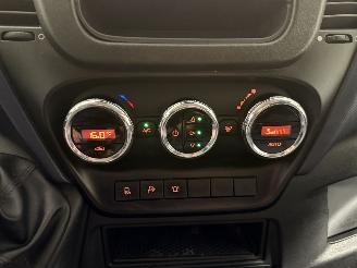 Iveco Daily 2.3D 100kW Automaat Dubbellucht Camera 352H1 picture 21