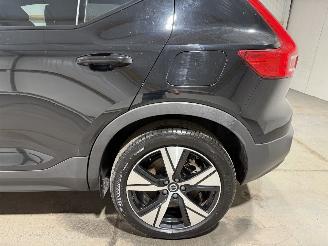 Volvo XC40 78kWh Recharge 300kW AWD R-Design picture 15