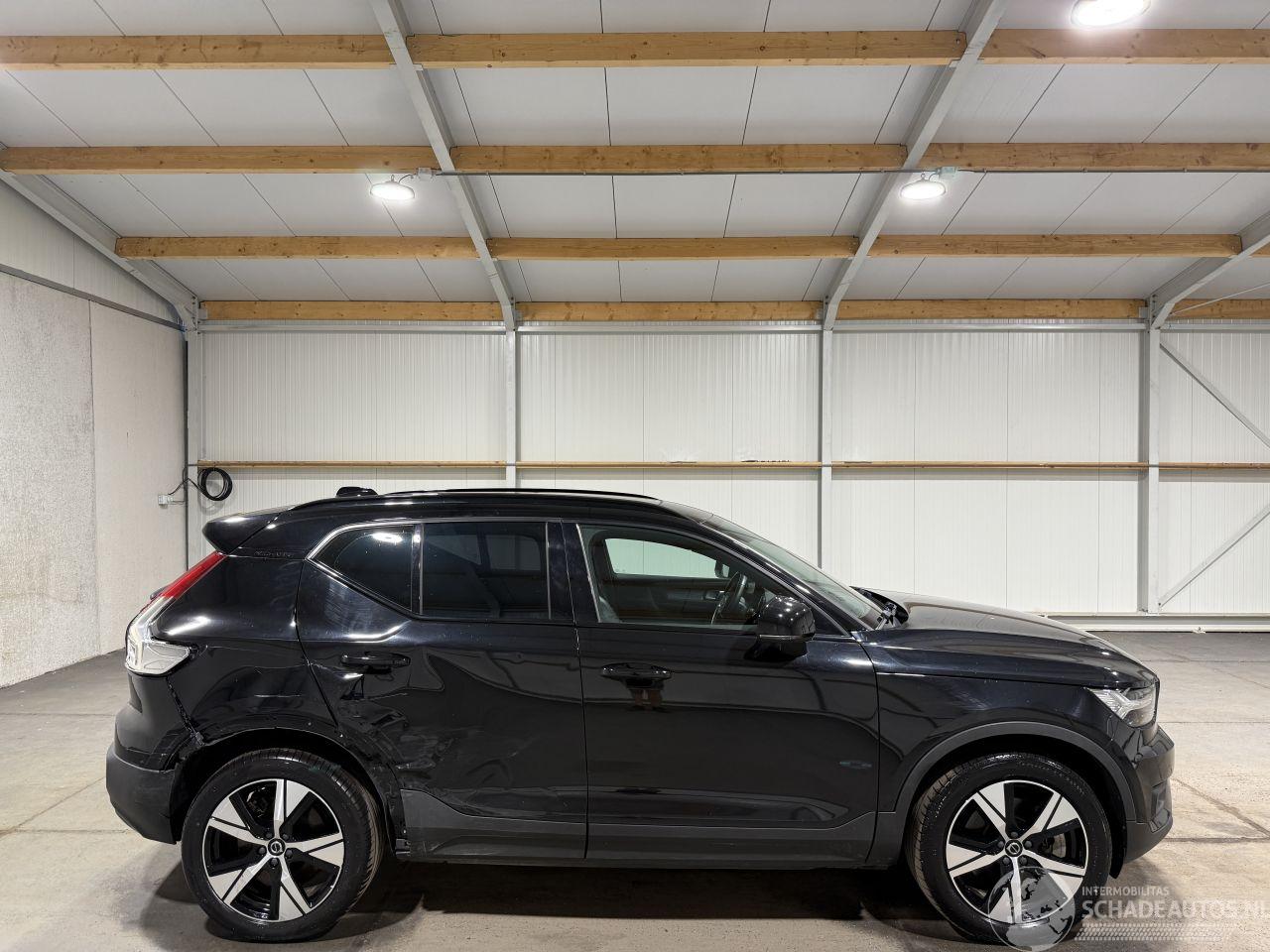 Volvo XC40 78kWh Recharge 300kW AWD R-Design