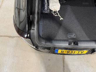 Kia EV6 77.4kWh Plus 168kW picture 25
