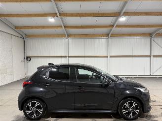 krockskadad bil auto Toyota Yaris 1.5VVT-i 92kW First Editon 2024/7