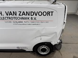 Peugeot Expert 1.5BlueHDI 75kW 100s&s L2 picture 17