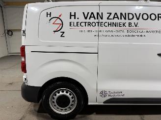 Peugeot Expert 1.5BlueHDI 75kW 100s&s L2 picture 16