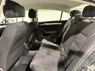 Volkswagen Passat 1.4TSI 110kW ACT Business Edition picture 26
