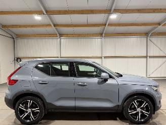 krockskadad bil auto Volvo XC40 2.0B4 145kW Automaat AWD Inscription 2021/11