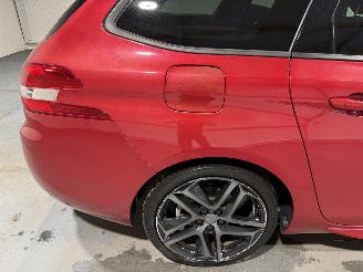 Peugeot 308 SW 1.2PureTech 96kW GT-Line picture 31