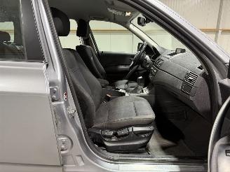 BMW X3 2.0i 110kW Introduction AWD picture 20