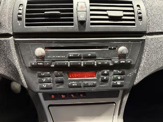 BMW X3 2.0i 110kW Introduction AWD picture 16