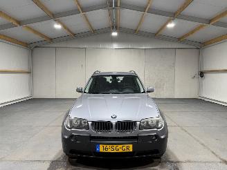 BMW X3 2.0i 110kW Introduction AWD picture 4