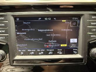 Volkswagen Passat 1.6TDI 88kW Automaat Highline Business R picture 17