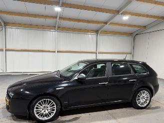 Alfa Romeo 159 1.9JTD 88kW Sportwagon picture 9