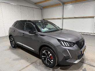 Peugeot 2008 1.2 PureTech 96kW Automaat GT picture 2