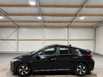 Hyundai Ioniq 1.6GDi 77kW Automaat Schuifkantel Premium picture 8