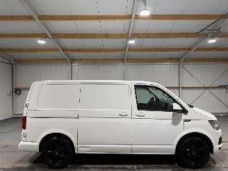 krockskadad bil bedrijf Volkswagen Transporter 2.0TDI 110kW Automaat Highline 2019/1