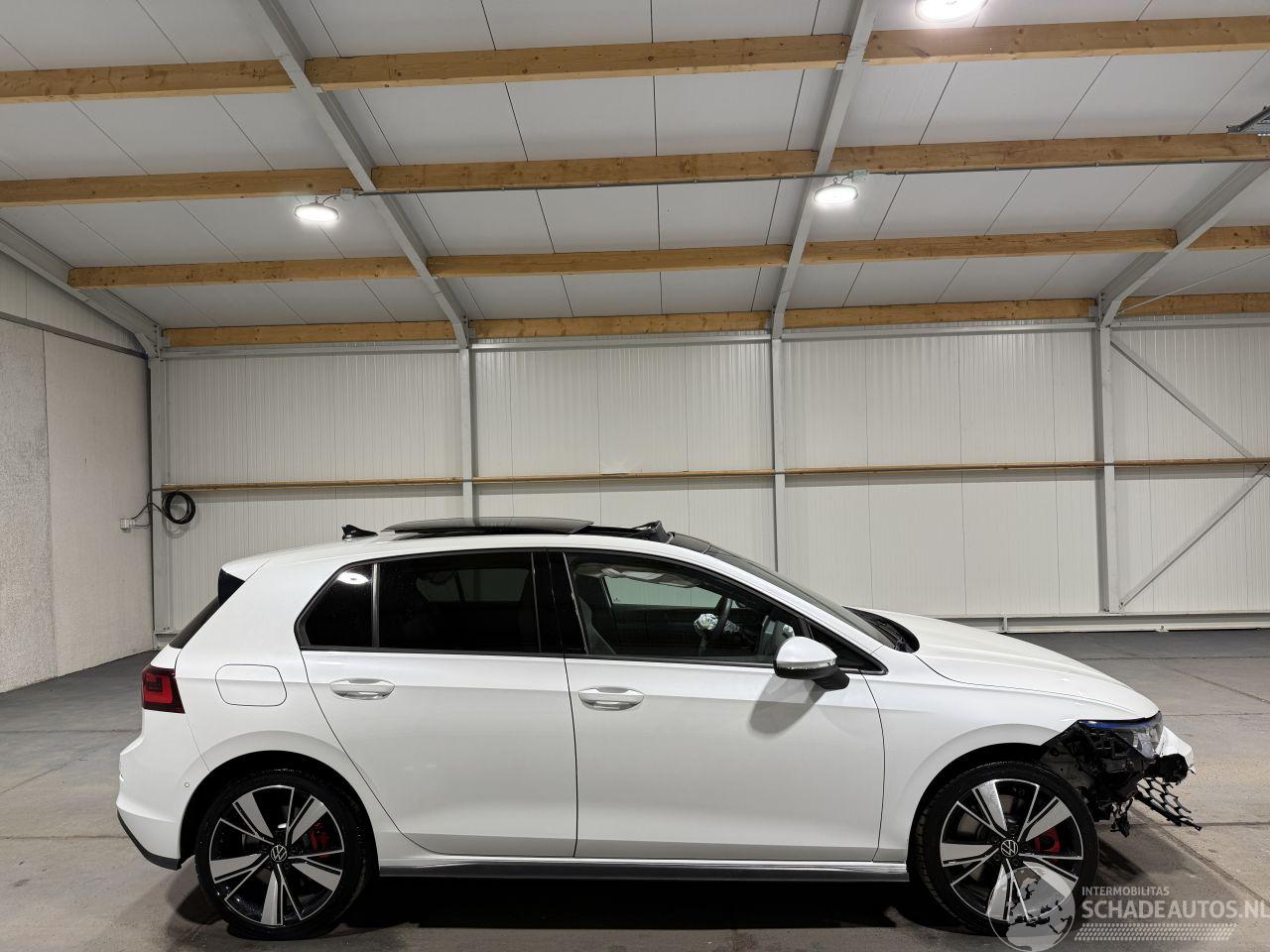 Volkswagen Golf GTE 1.4eHybrid 110kW Automaat Pano