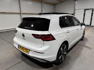 Volkswagen Golf GTE 1.4eHybrid 110kW Automaat Pano picture 6