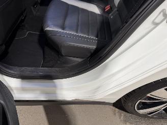 Volkswagen Golf GTE 1.4eHybrid 110kW Automaat Pano picture 34