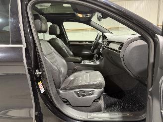 Volkswagen Touareg 4.2TDI V8 250kW Automaat R-Line Pano Clima Memory picture 27