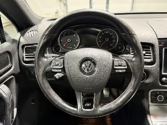 Volkswagen Touareg 4.2TDI V8 250kW Automaat R-Line Pano Clima Memory picture 18