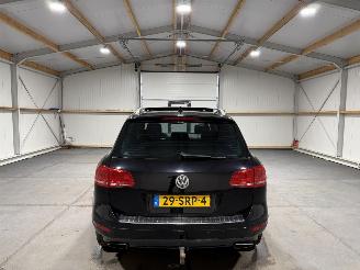 Volkswagen Touareg 4.2TDI V8 250kW Automaat R-Line Pano Clima Memory picture 7