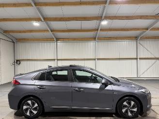 bruktbiler bedrijf Hyundai Ioniq 1.6GDi 77kW Automaat Premium 2018/6