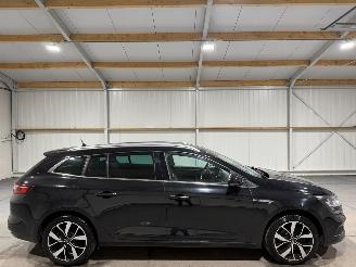 krockskadad bil auto Renault Mégane 1.3TCE 120kW GT-Line 2019/12