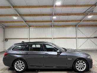 Damaged car BMW 5-serie 520D 140kW Automaat Luxury Edition 2017/2