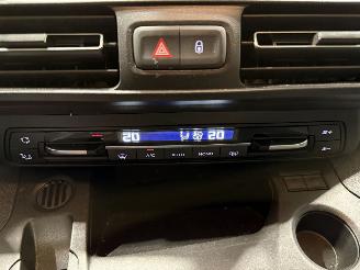 Toyota ProAce CITY INVALIDE ROLSTOELAUTO  1.2Turbo 81kW Active Long picture 37