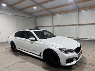 BMW 7-serie 740i 240kW Automaat Schuifkantel High Executive Luchtvering picture 2