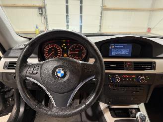 BMW 3-serie 320i 125kW Airco Executive picture 30