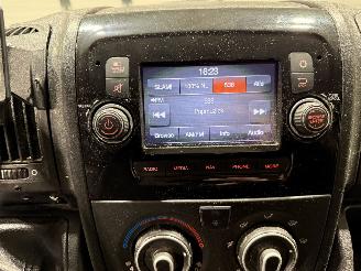 Peugeot Boxer 2.2BlueHDI 103kW L3H2 Premium picture 35