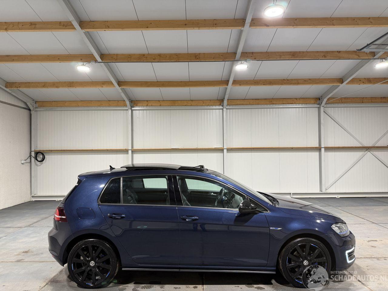 Volkswagen Golf GTE 1.4TSI 110kW Automaat Pano
