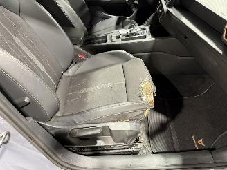 Cupra Leon 1.4e-Hybrid 110kW Automaat VZ Business picture 22