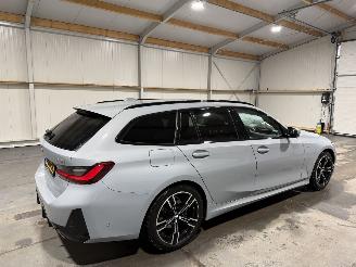 BMW 3-serie 318i 115kW Automaat Clima Camera Navi Touring picture 5