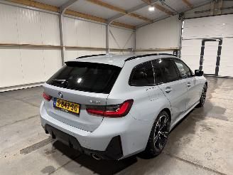 BMW 3-serie 318i 115kW Automaat Clima Camera Navi Touring picture 6