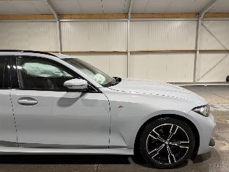 BMW 3-serie 318i 115kW Automaat Clima Camera Navi Touring picture 14