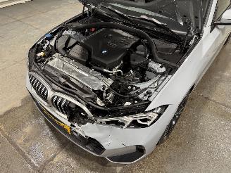 BMW 3-serie 318i 115kW Automaat Clima Camera Navi Touring picture 27