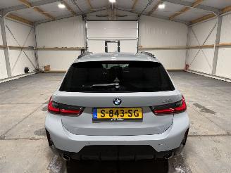 BMW 3-serie 318i 115kW Automaat Clima Camera Navi Touring picture 7