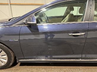 Hyundai Sonata HYBRID 115kW Automaat SE picture 21