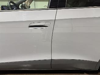 Volkswagen ID.4 77kWh 150kW First MAX picture 23