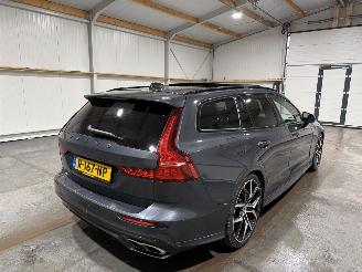 Volvo V-60 2.0T5 184kW Aut Polestar Momentum PRO Panorama picture 6