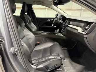 Volvo V-60 2.0B5 184kW Automaat AWD Pro picture 23