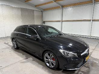Mercedes Cla-klasse 180d  Automaat AMG Business Solution Shootingbrake picture 2