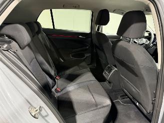 Volkswagen Golf 1.0eTSI 81kW Automaat Life picture 21