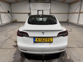 Tesla Model 3 60kWh Standard 175kW RWD Plus picture 6