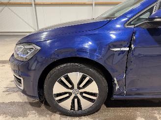 Volkswagen Golf 36kWh 100kW Automaat E-Edition picture 16