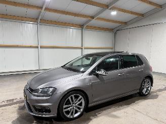 Volkswagen Golf 1.4TSI 110kW ACT Business Edition R Pano picture 9