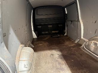 Volkswagen Transporter 2.0TDI 84kW L2H2 Highline picture 33