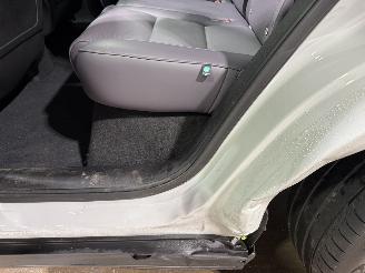 Leapmotor C10 28.4kWh REEV 63kW Hybrid 1.5 Design picture 31