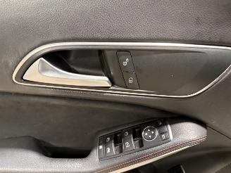 Mercedes Cla-klasse 180 90kW Automaat Ambition Pano picture 33